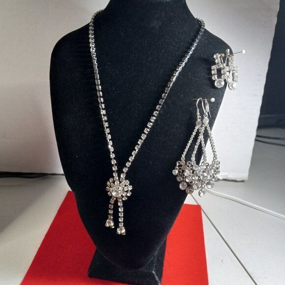 Vintage Rhinestone Necklace and Screw back Earrings - Picture 1 of 11